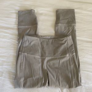 lululemon grey cropped yoga pants